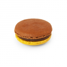 Chocolate - Passion fruit macaroon